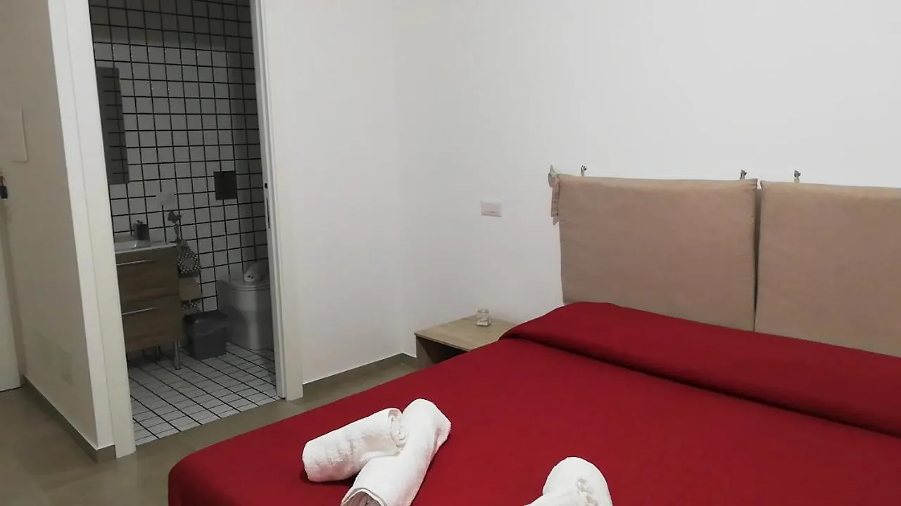 Mela Rooms Paceco Italia